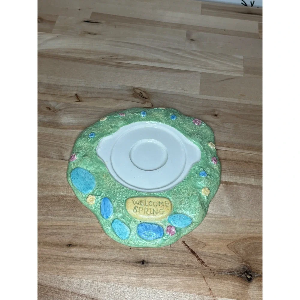 Avon Luminous Treasures Welcome Spring Bunny Cottage Tea Light Holder 2003